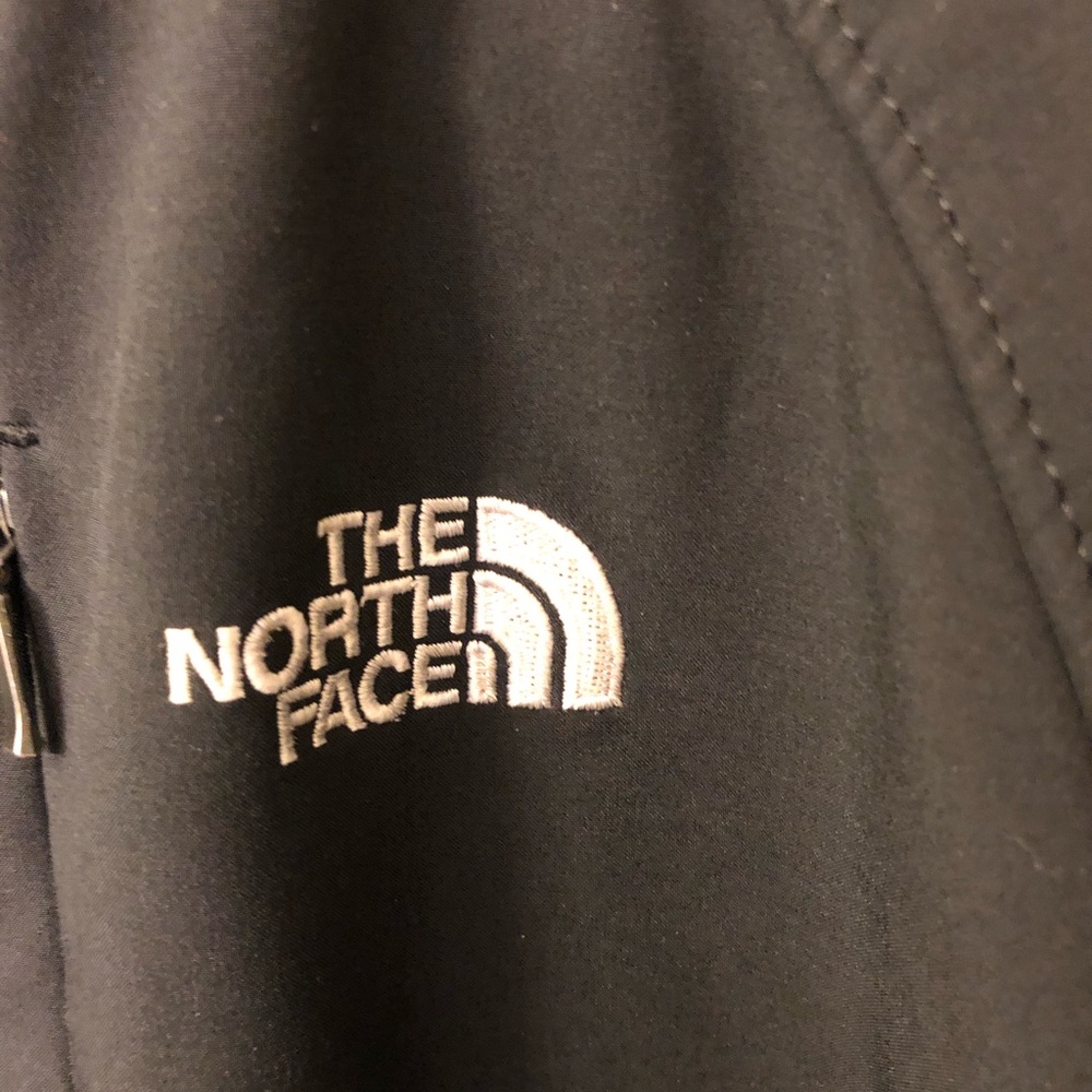 North Face Soft Shell - image 2